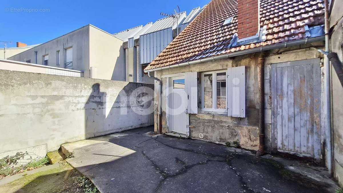 Appartement à COMMENTRY