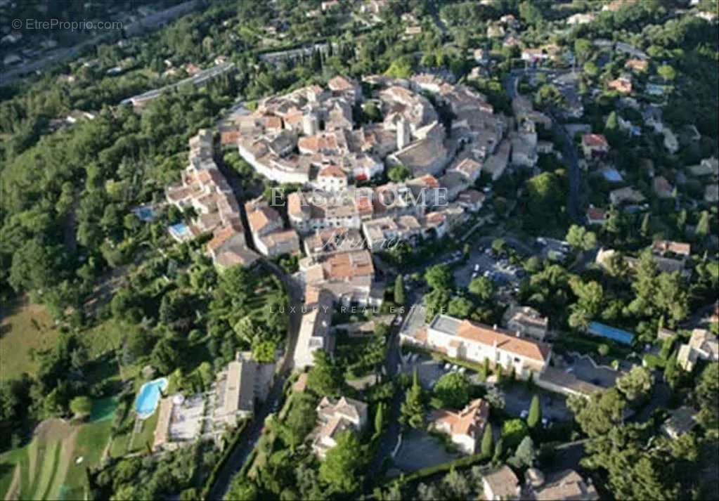 Maison à MOUGINS