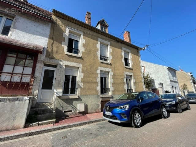 Maison à CHATILLON-SUR-LOIRE