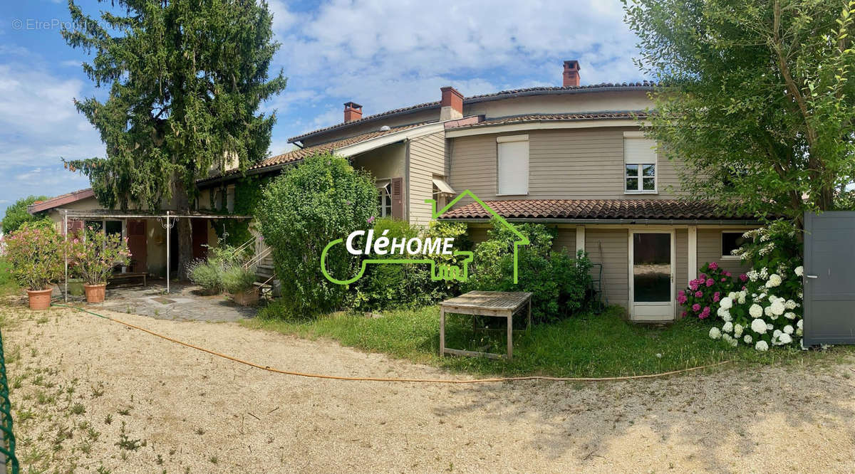 Maison à FLEURIEUX-SUR-L&#039;ARBRESLE