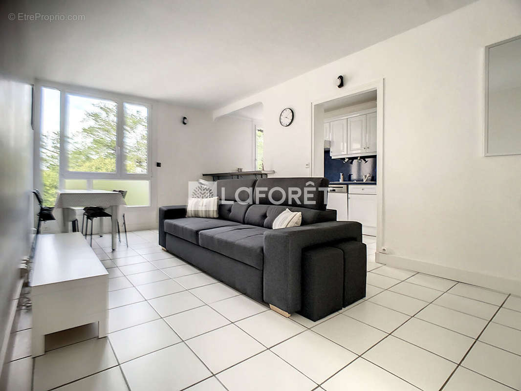 Appartement à SAINT-PIERRE-LES-ELBEUF