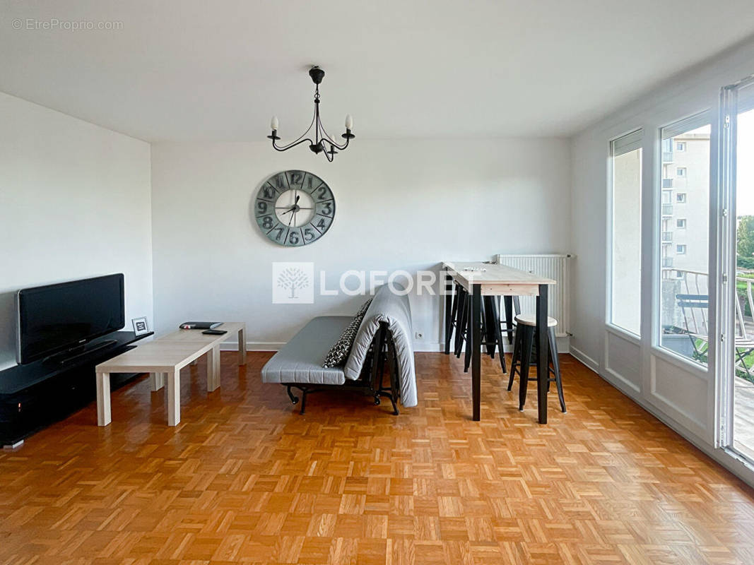 Appartement à BOURG-LES-VALENCE