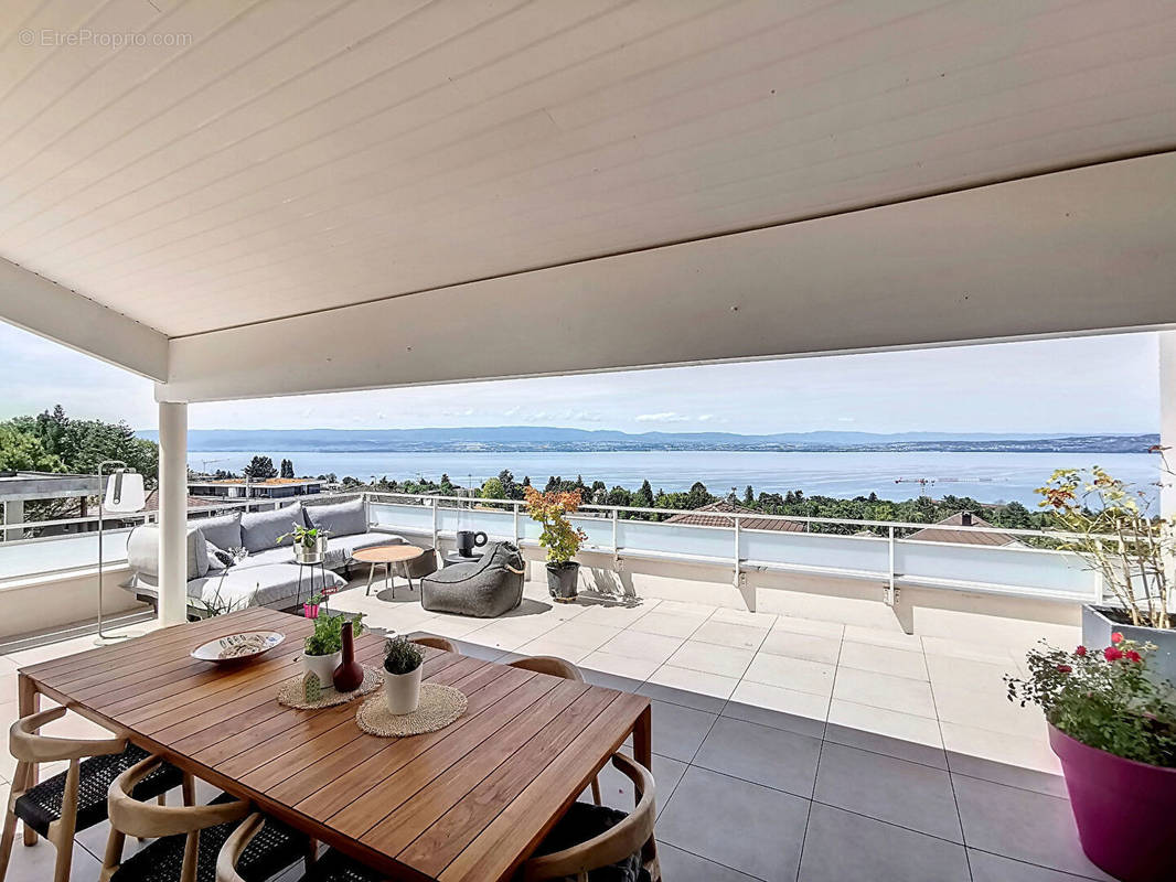 Appartement à EVIAN-LES-BAINS