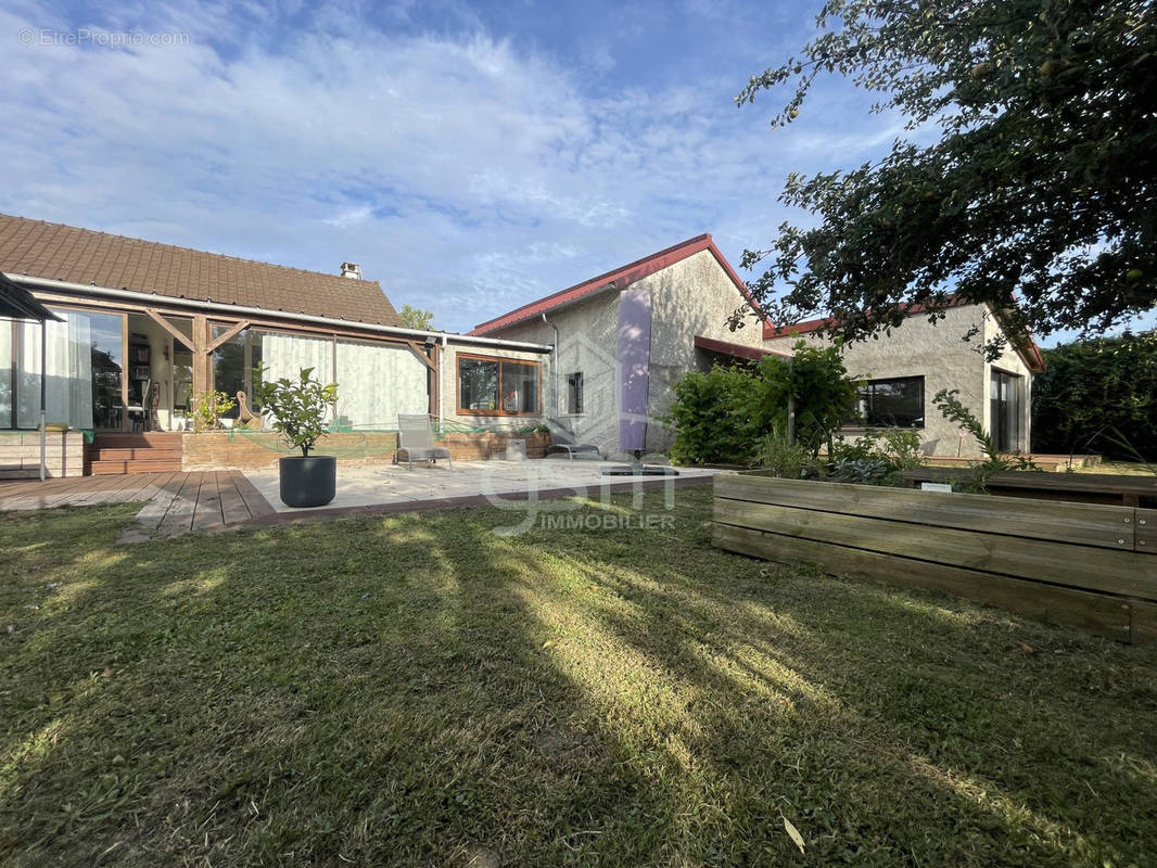 Maison à SORIGNY