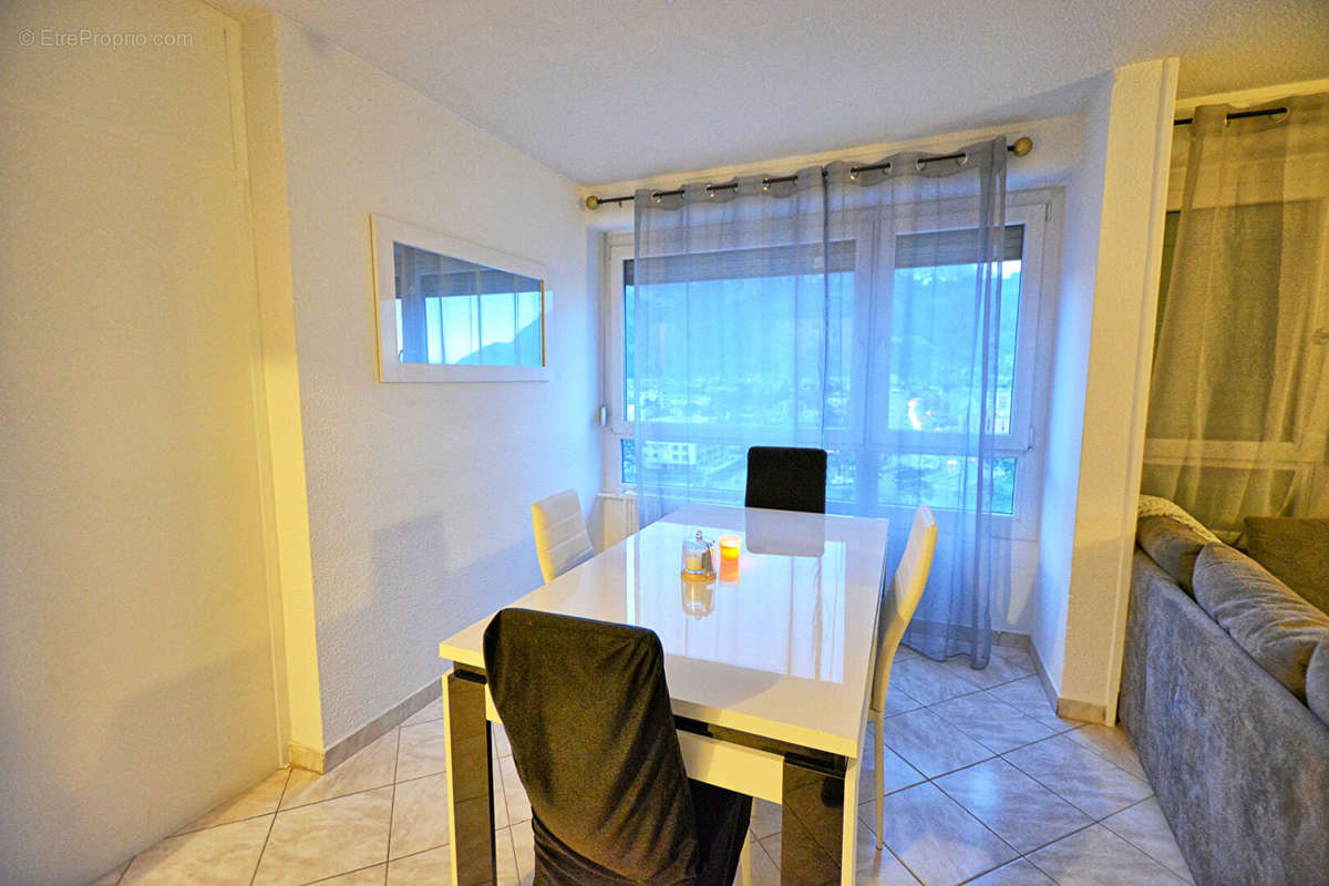 Appartement à CLUSES