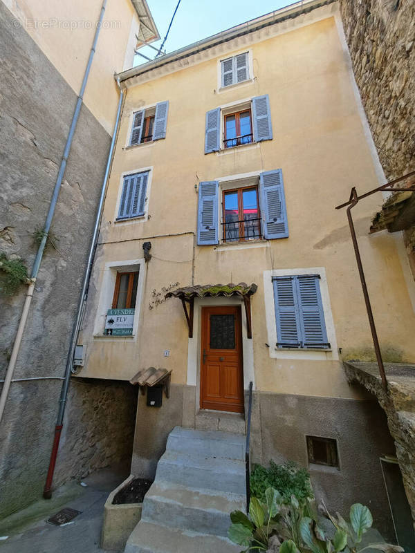 Maison à ROQUESTERON