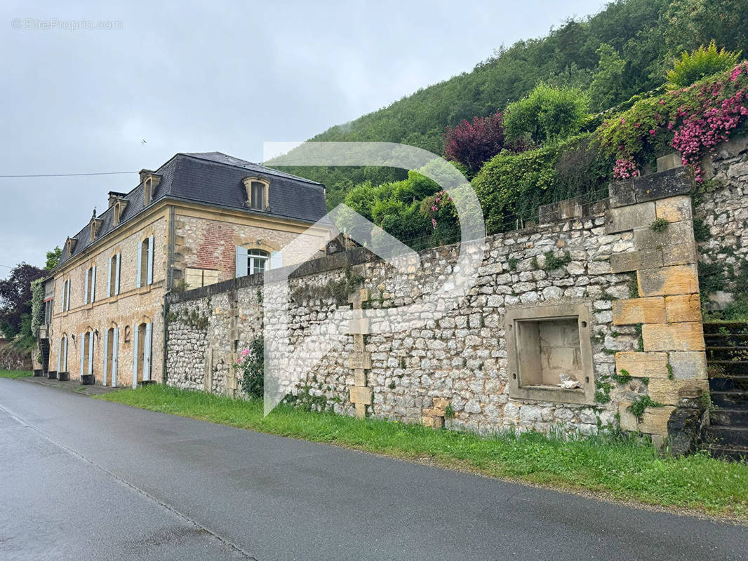 Maison à SAINT-CYPRIEN