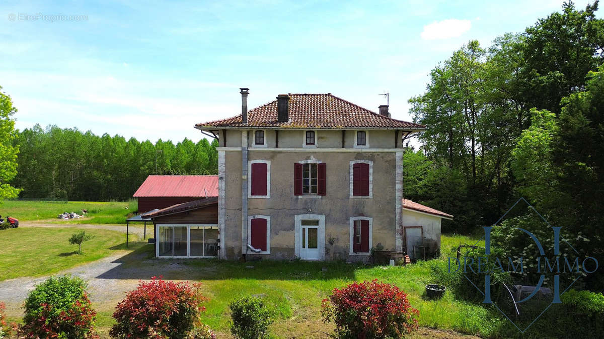 Maison à HEUGAS