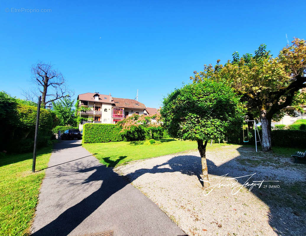 Appartement à MENTHON-SAINT-BERNARD