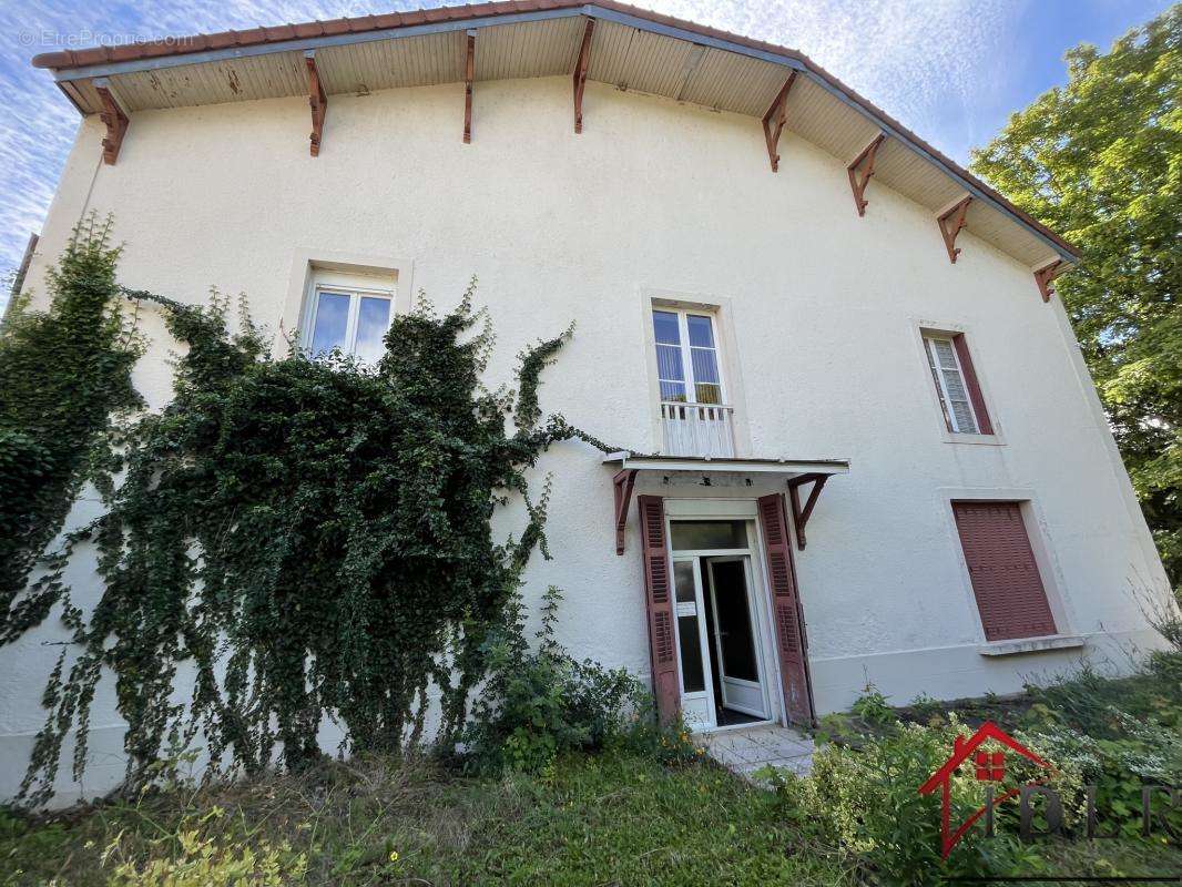 Maison à BOURBONNE-LES-BAINS