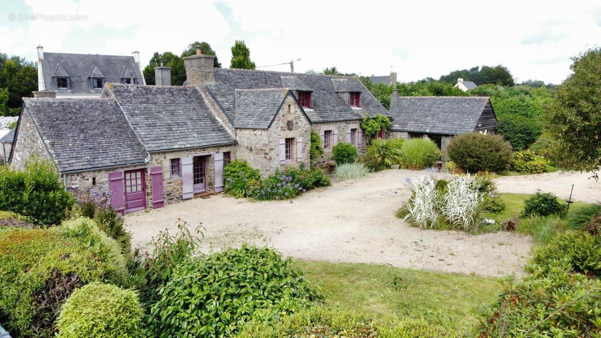 Maison à GARLAN