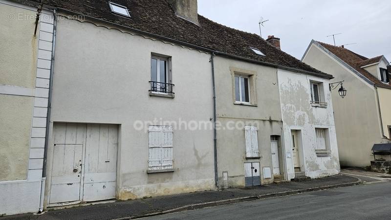 Appartement à DONNEMARIE-DONTILLY