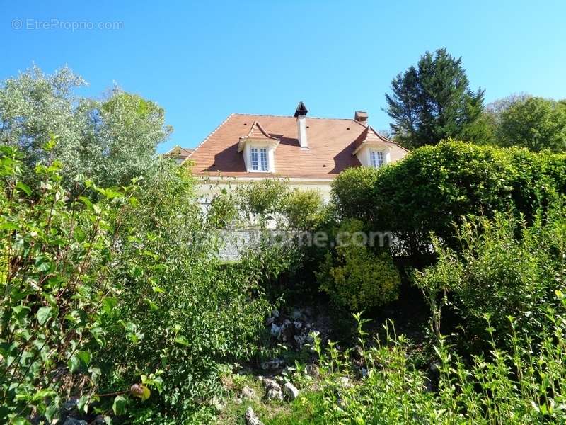 Maison à MONTAGRIER