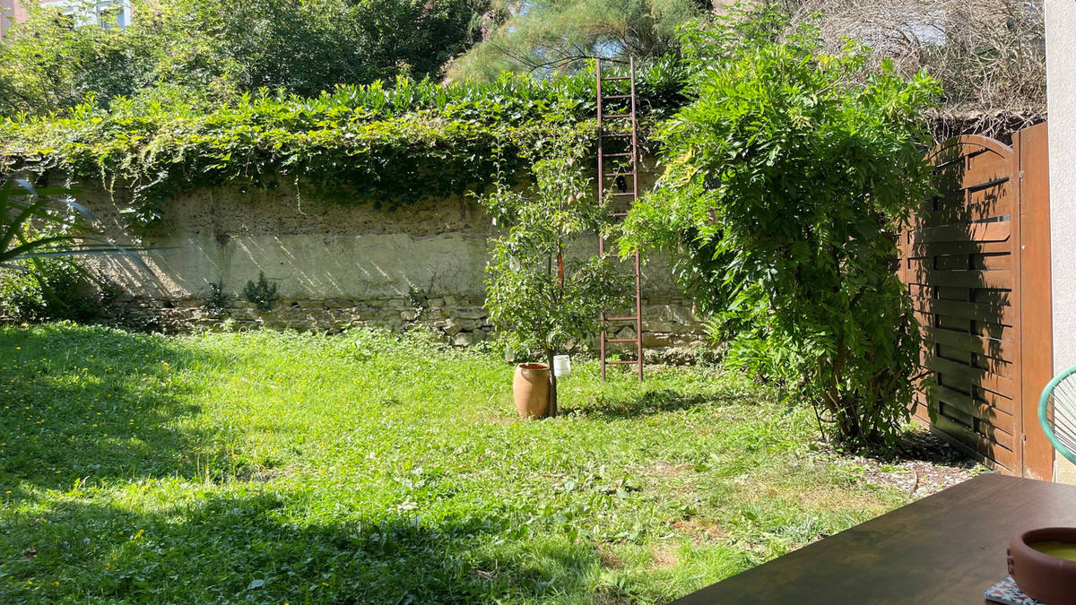 Appartement à TASSIN-LA-DEMI-LUNE