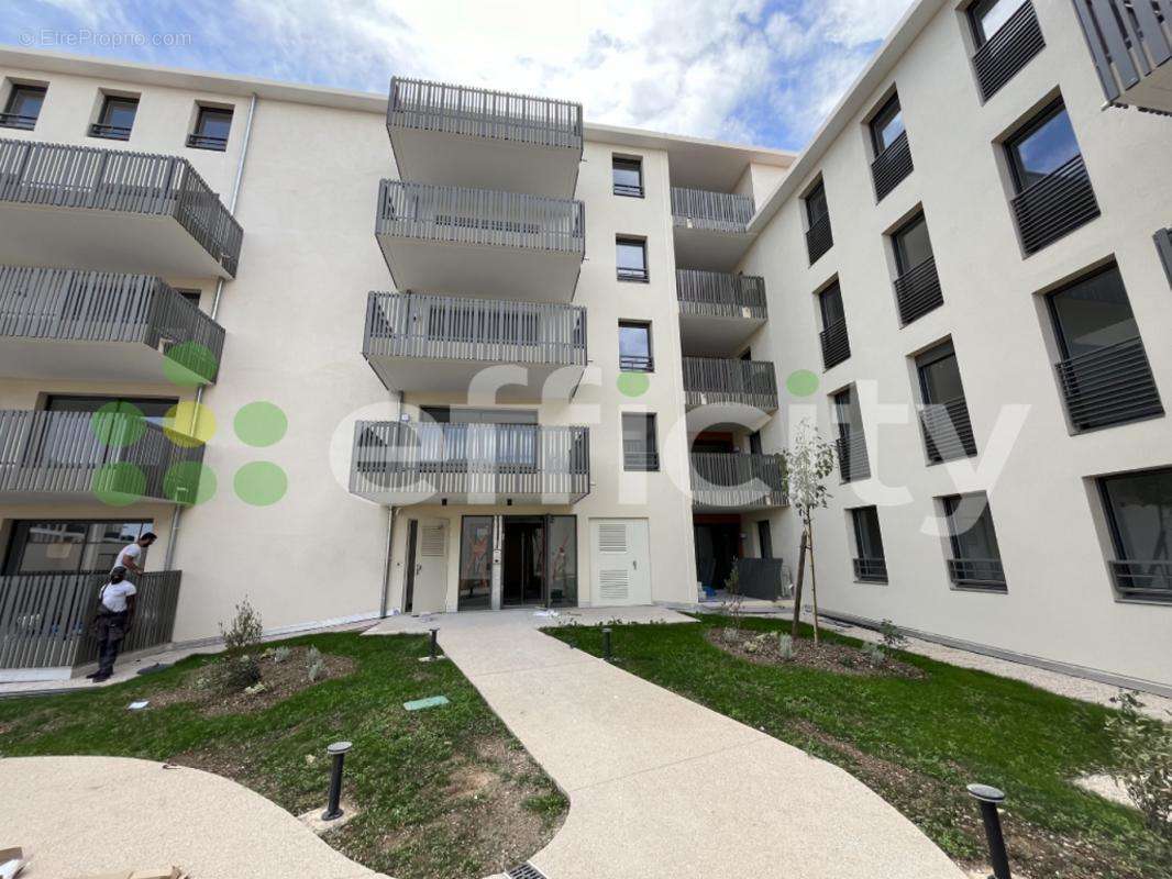 Appartement à AIX-EN-PROVENCE