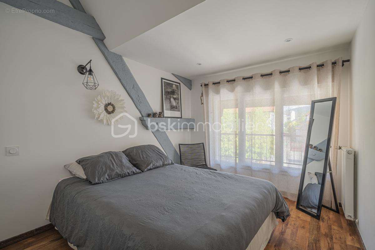 Appartement à AIX-LES-BAINS