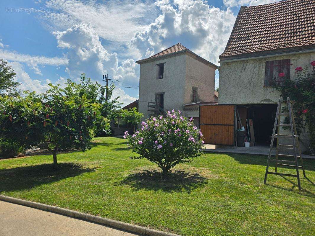 Maison à SERBANNES