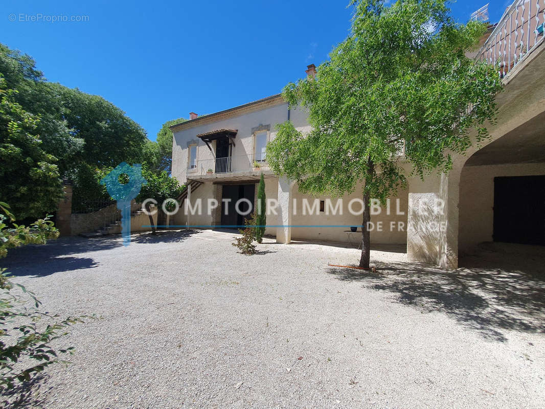 Maison à UZES