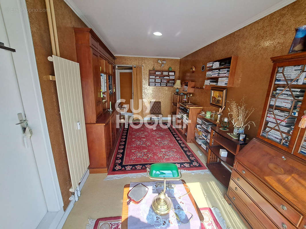 Appartement à PARIS-10E