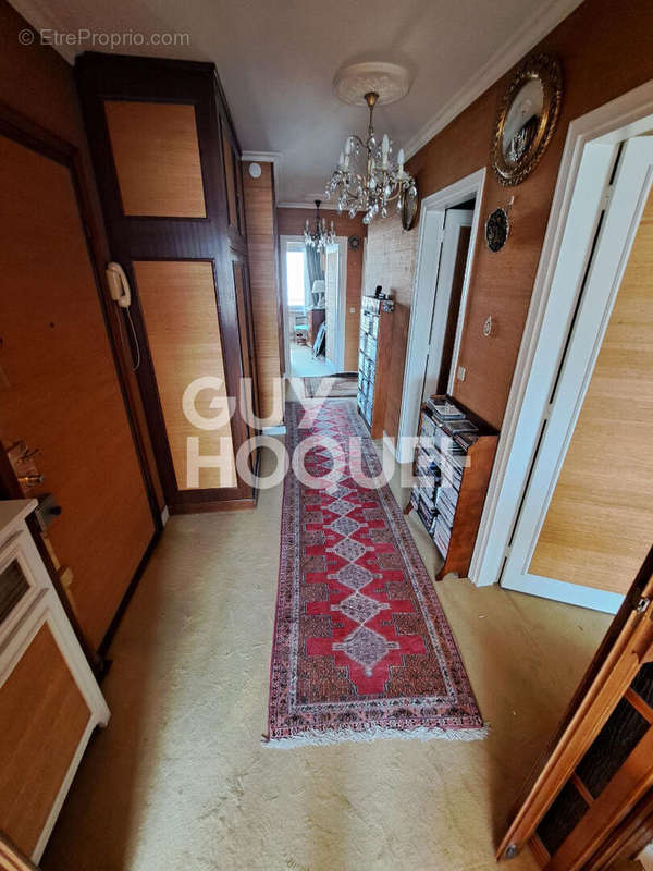 Appartement à PARIS-10E