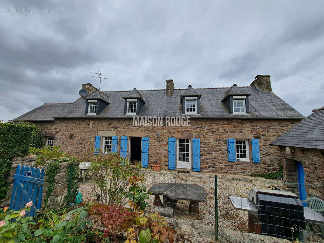 Maison à PLOUEZEC