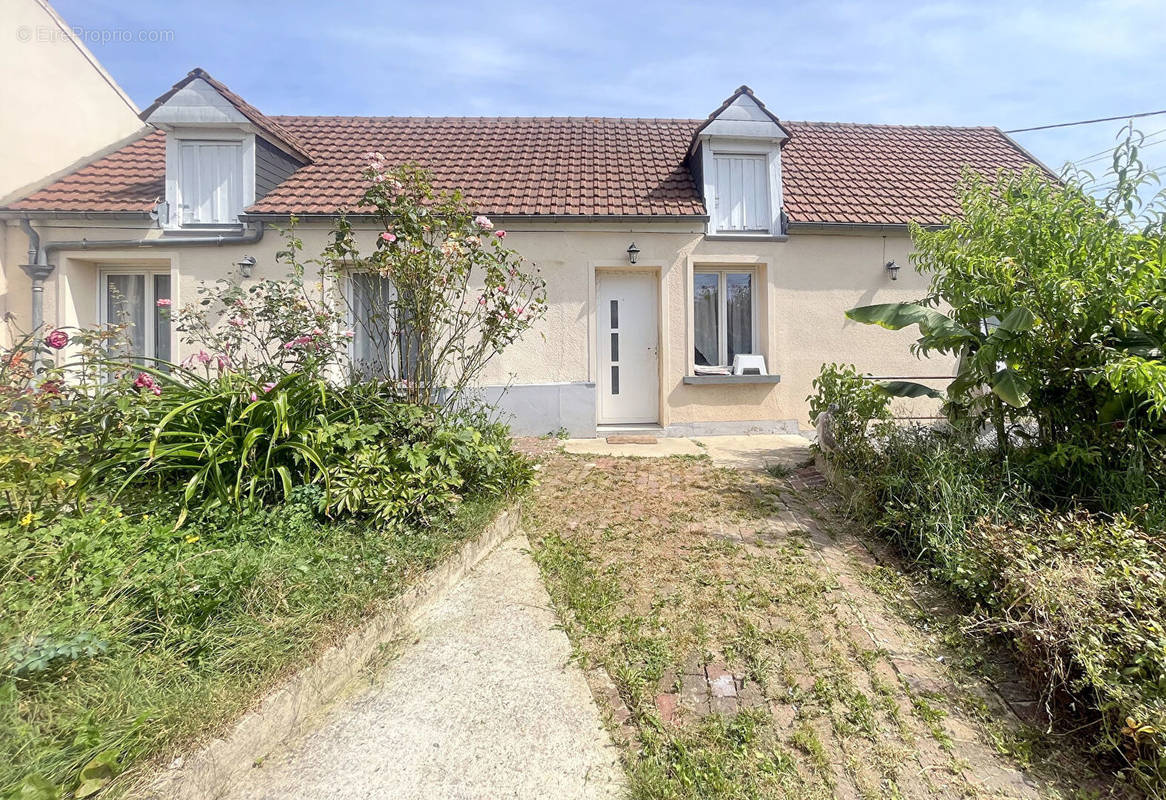 Maison à LE DELUGE