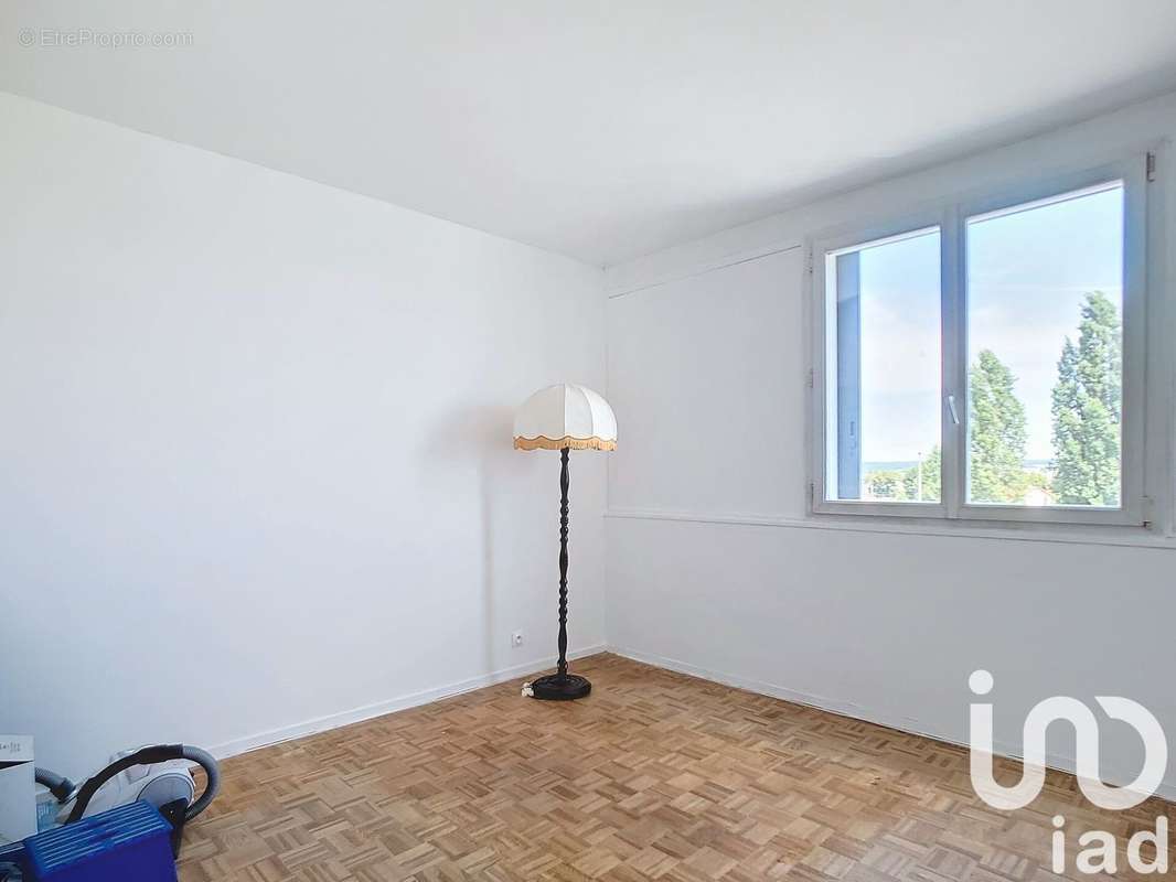 Photo 6 - Appartement à LES CLAYES-SOUS-BOIS