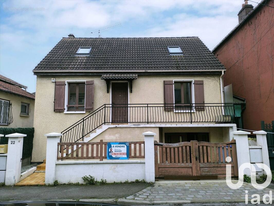 Photo 1 - Maison à LE BOURGET