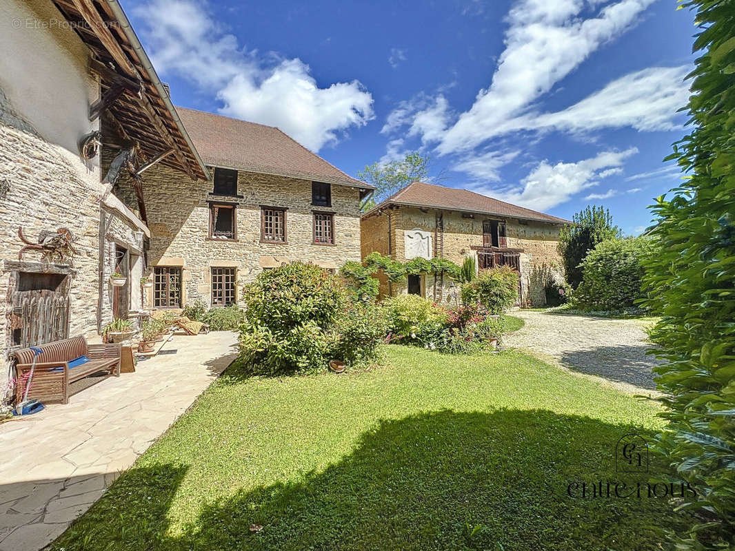 Maison à BOURGOIN-JALLIEU