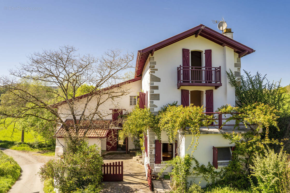 Maison à SAINT-PALAIS