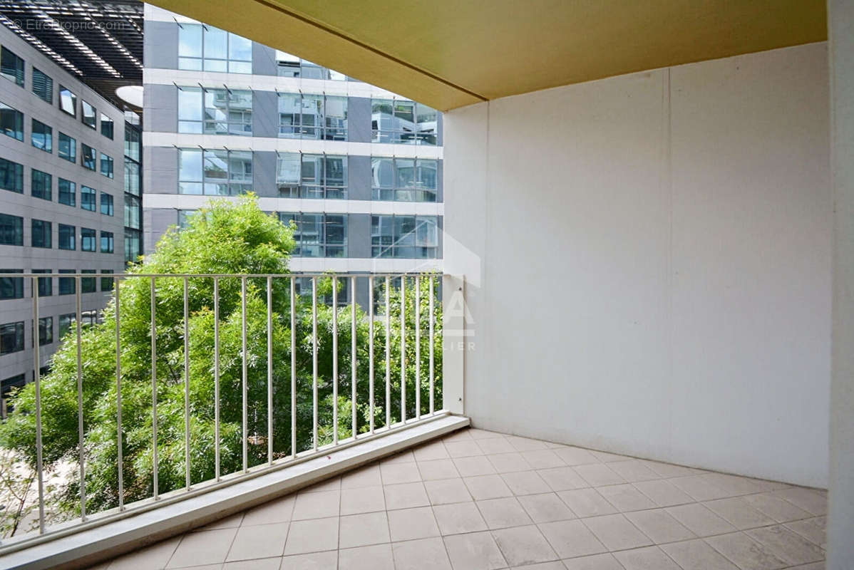 Appartement à ISSY-LES-MOULINEAUX