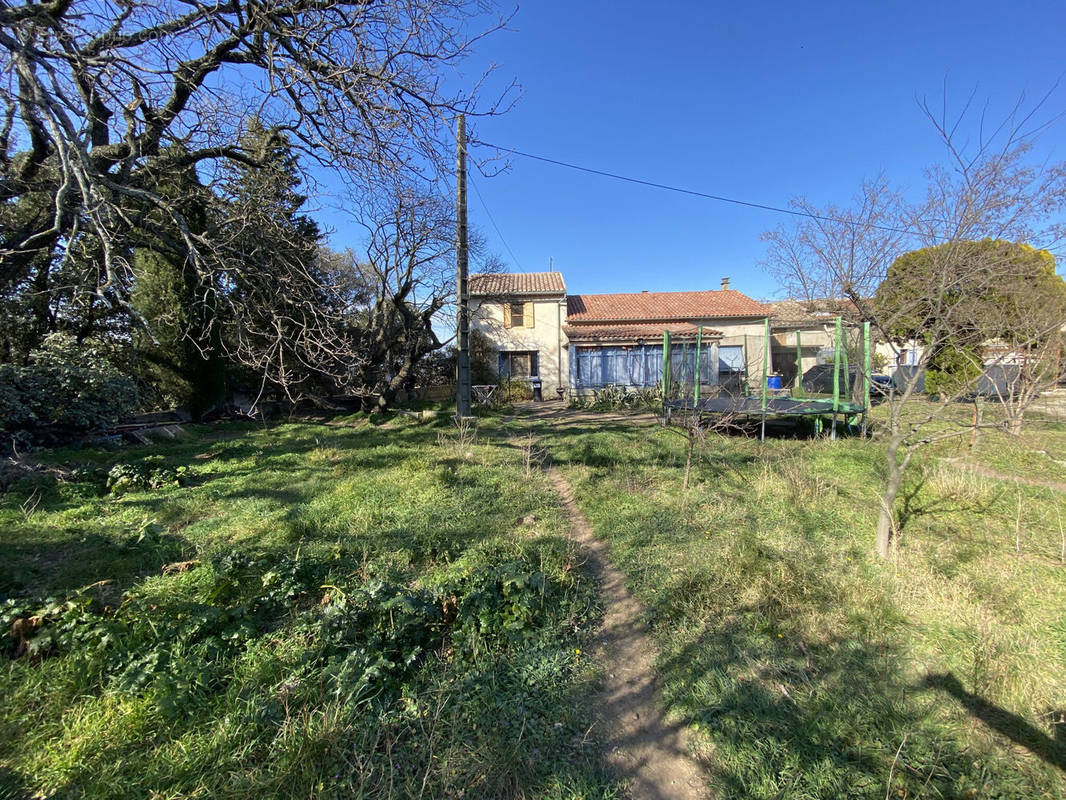 Maison à BOLLENE