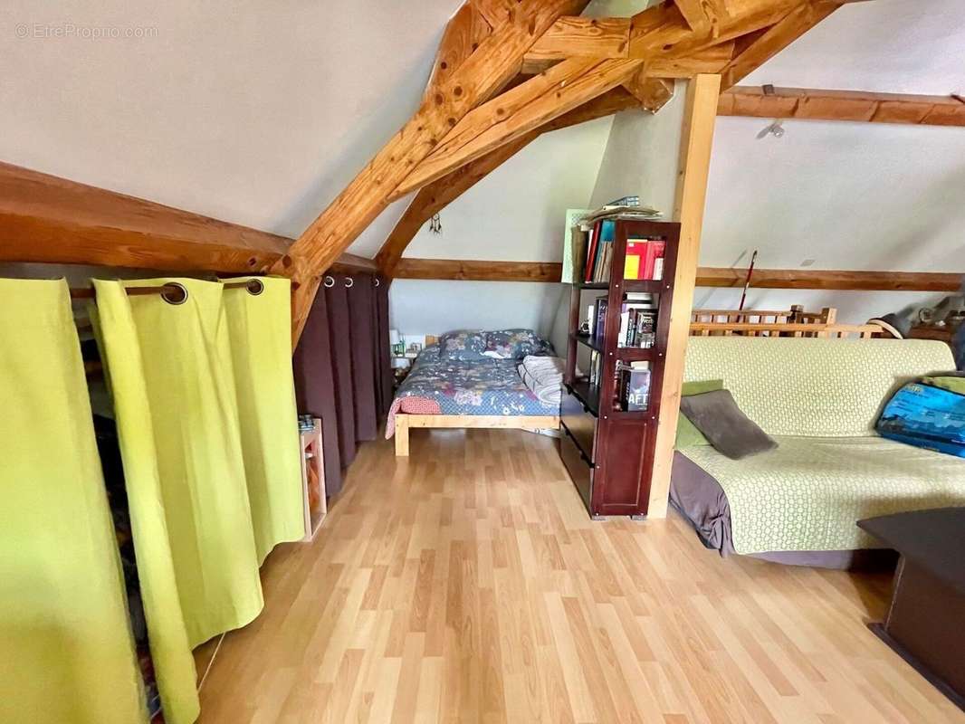 Appartement à SACLAS