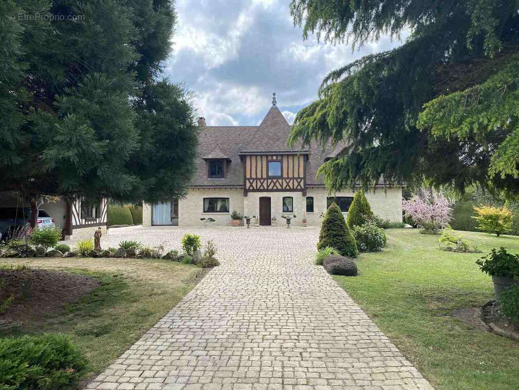 Maison à PACY-SUR-EURE