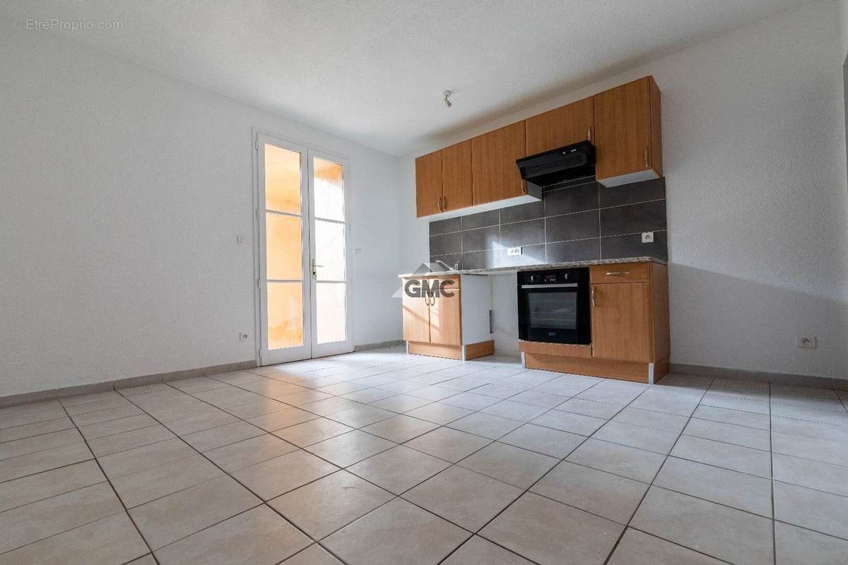 Appartement à MONTAGNAC