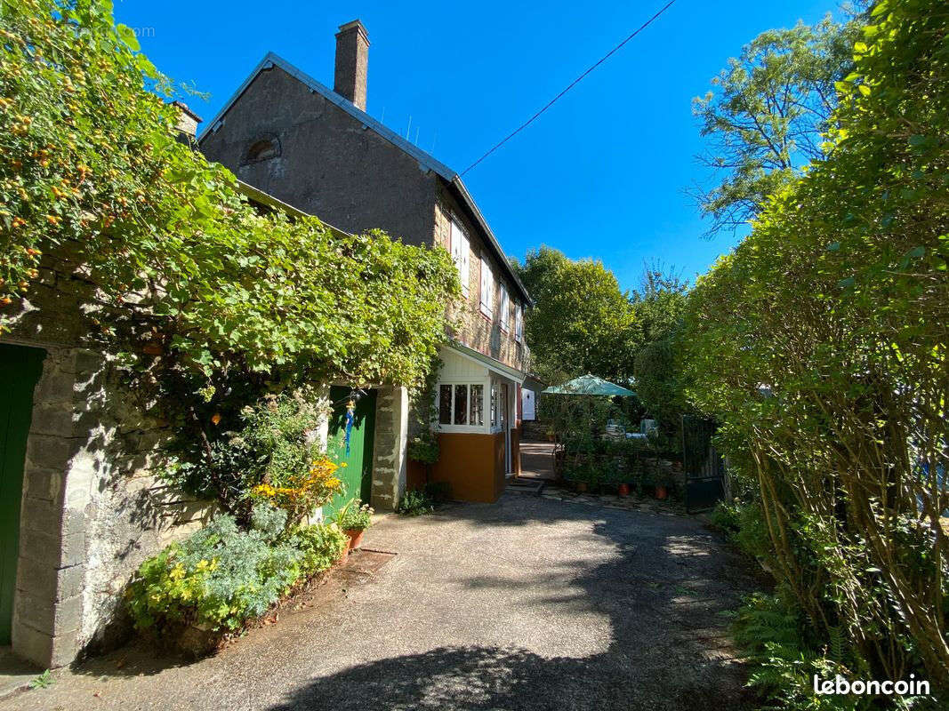 Maison à ROUGEMONT