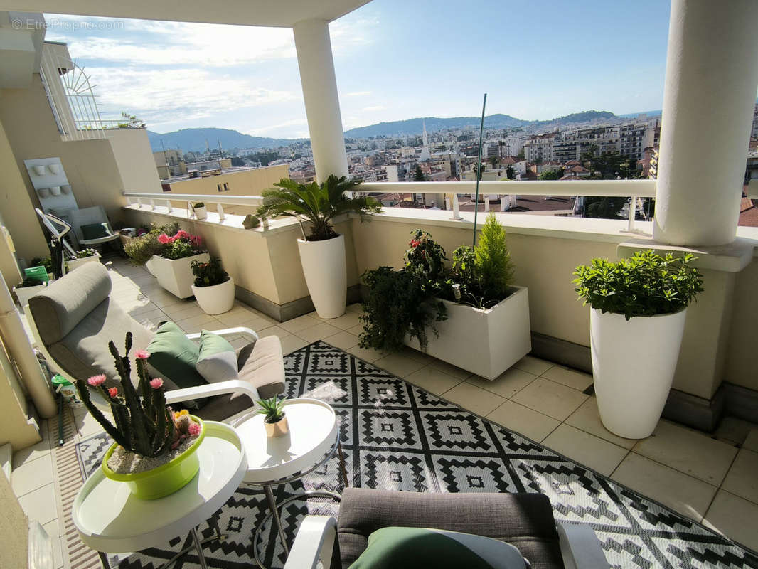 Appartement à NICE