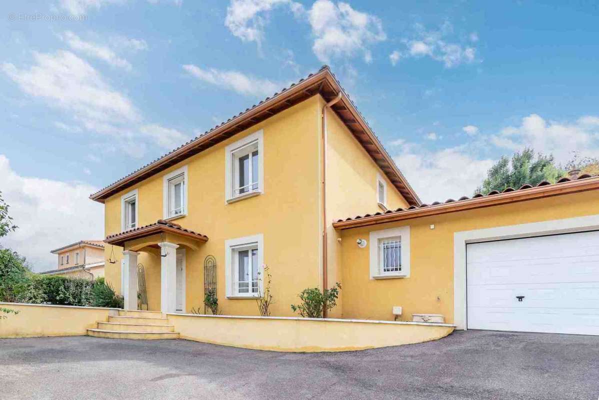 Maison à CHAPONNAY