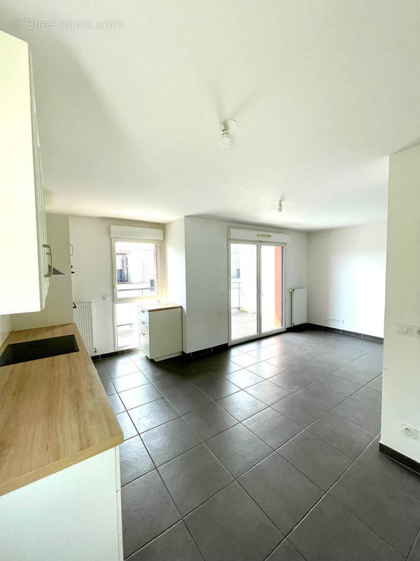 Appartement à LYON-8E