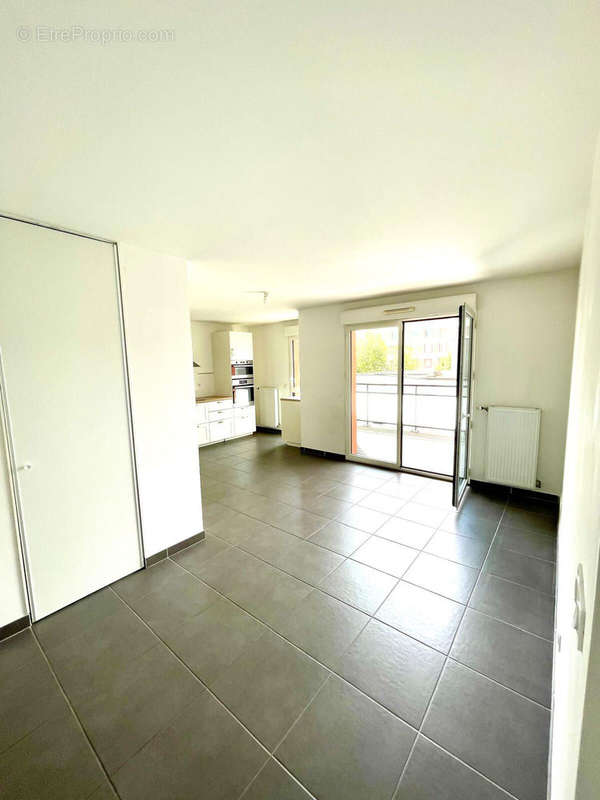 Appartement à LYON-8E