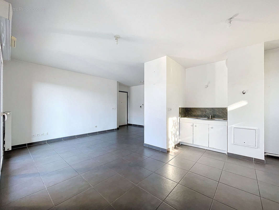 Appartement à LYON-8E