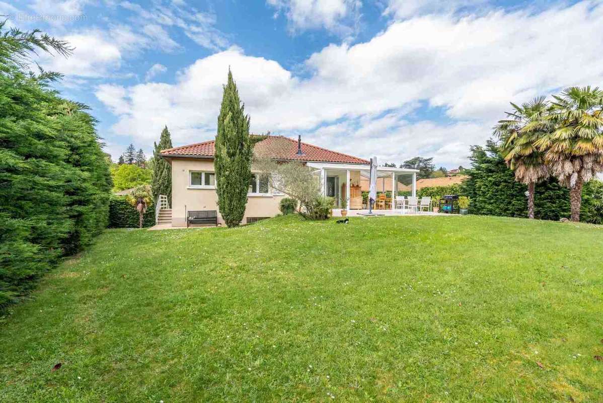 Maison à CHAPONNAY