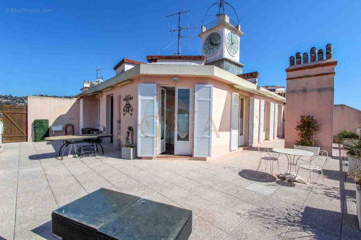 Appartement à CANNES