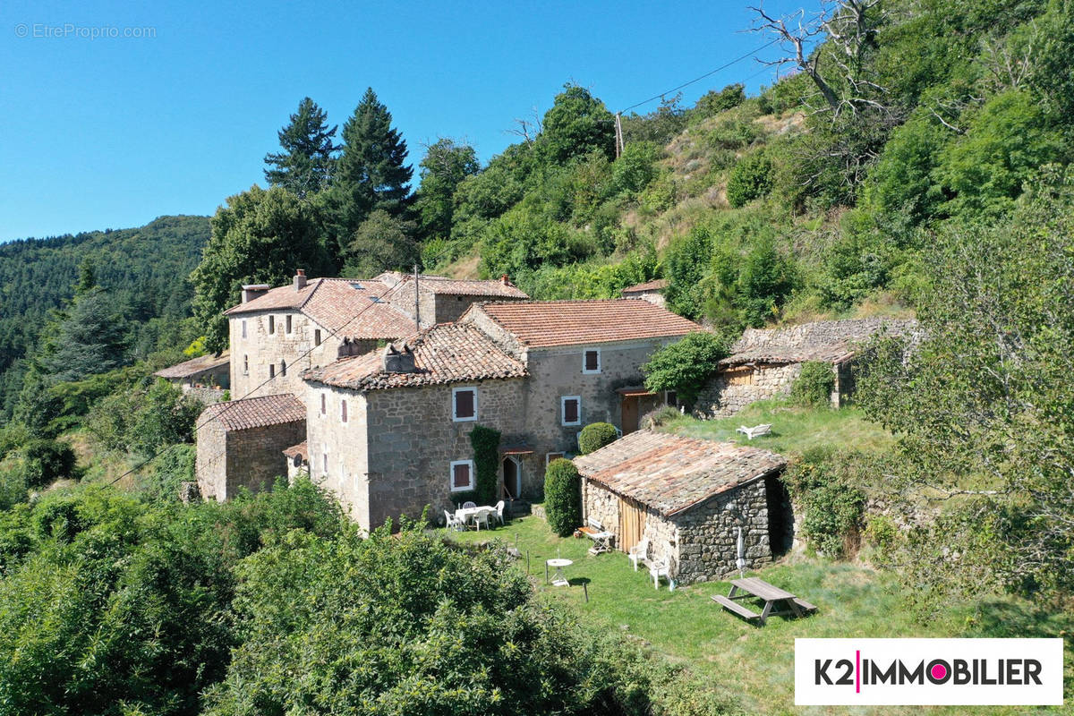 Maison à GLUIRAS