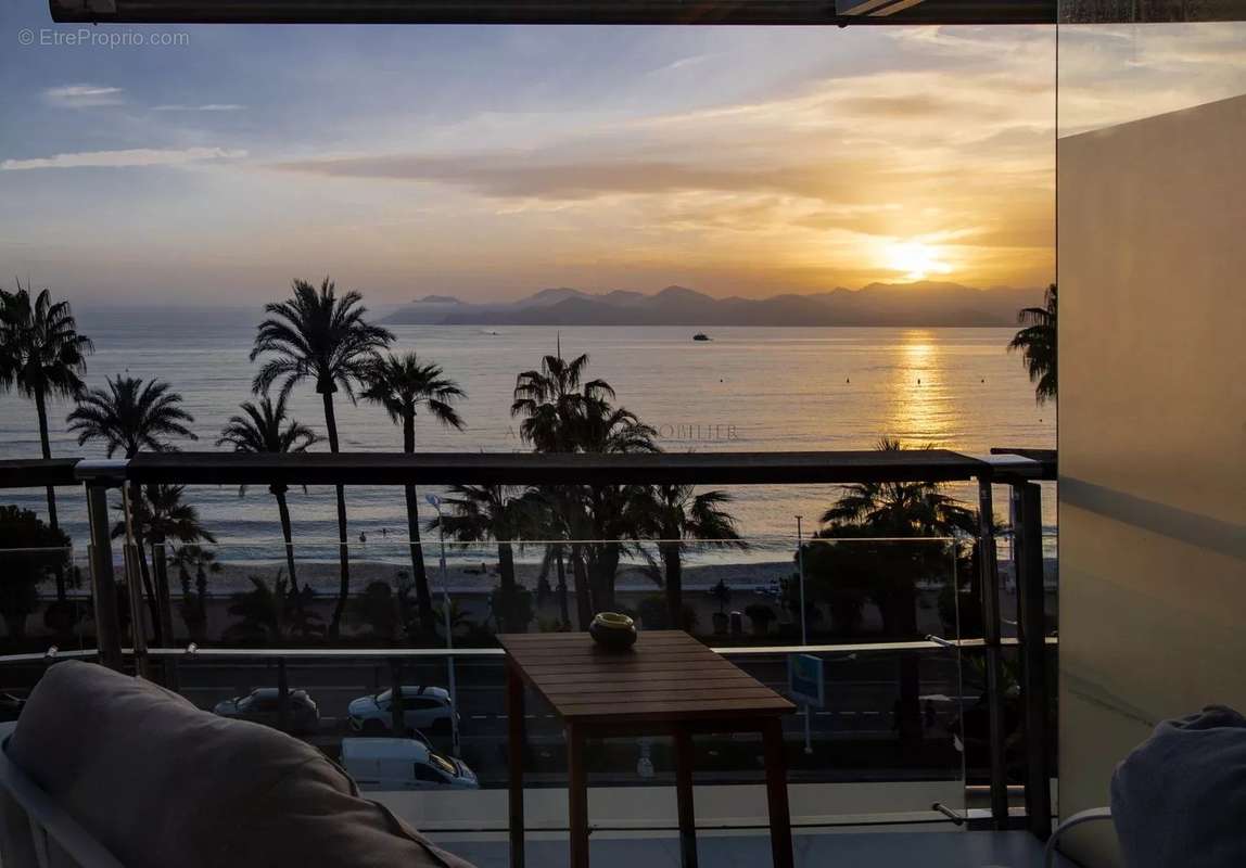 Appartement à CANNES