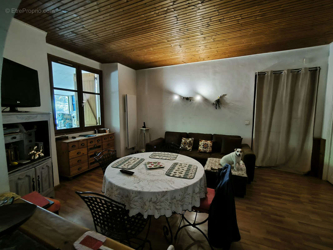 Appartement à TENDE