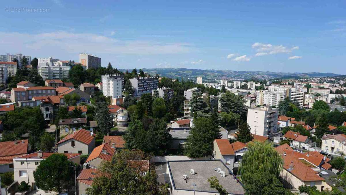 Appartement à SAINT-ETIENNE