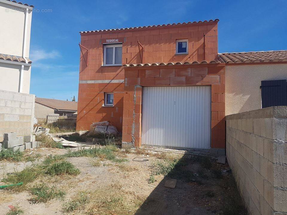 Maison à LEZIGNAN-CORBIERES