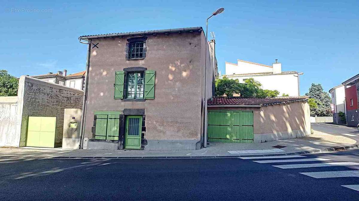 Maison à LEMPDES