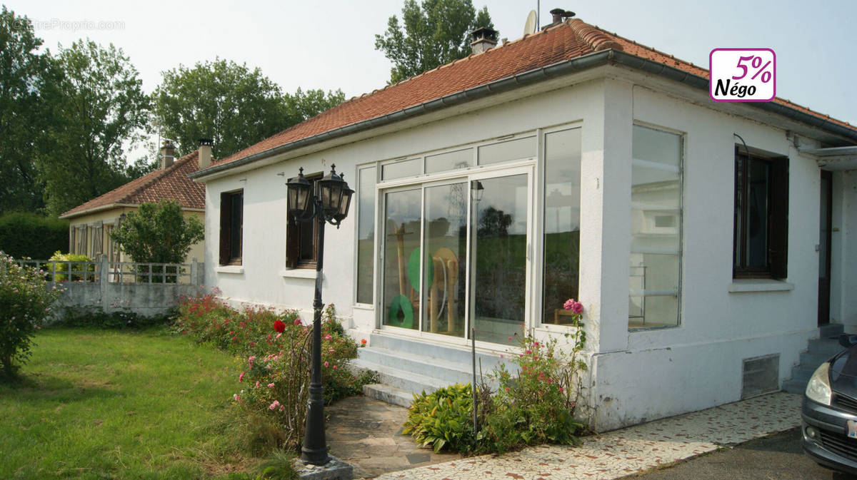 Maison à BERTEAUCOURT-LES-DAMES